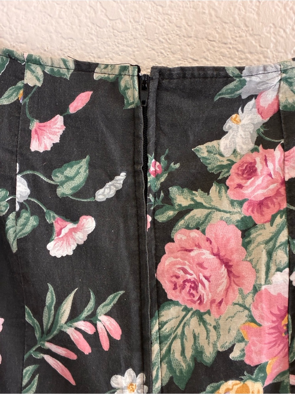 Expo | Vintage floral cotton off the shoulder 80’s/90’s princess cut dress - Picture 11 of 11